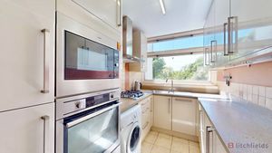 Kitchen- click for photo gallery